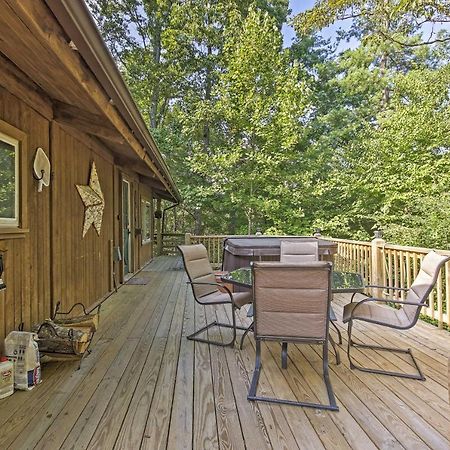 Secluded Stanardsville Cabin With 10 Acres And Hot Tub Exterior foto