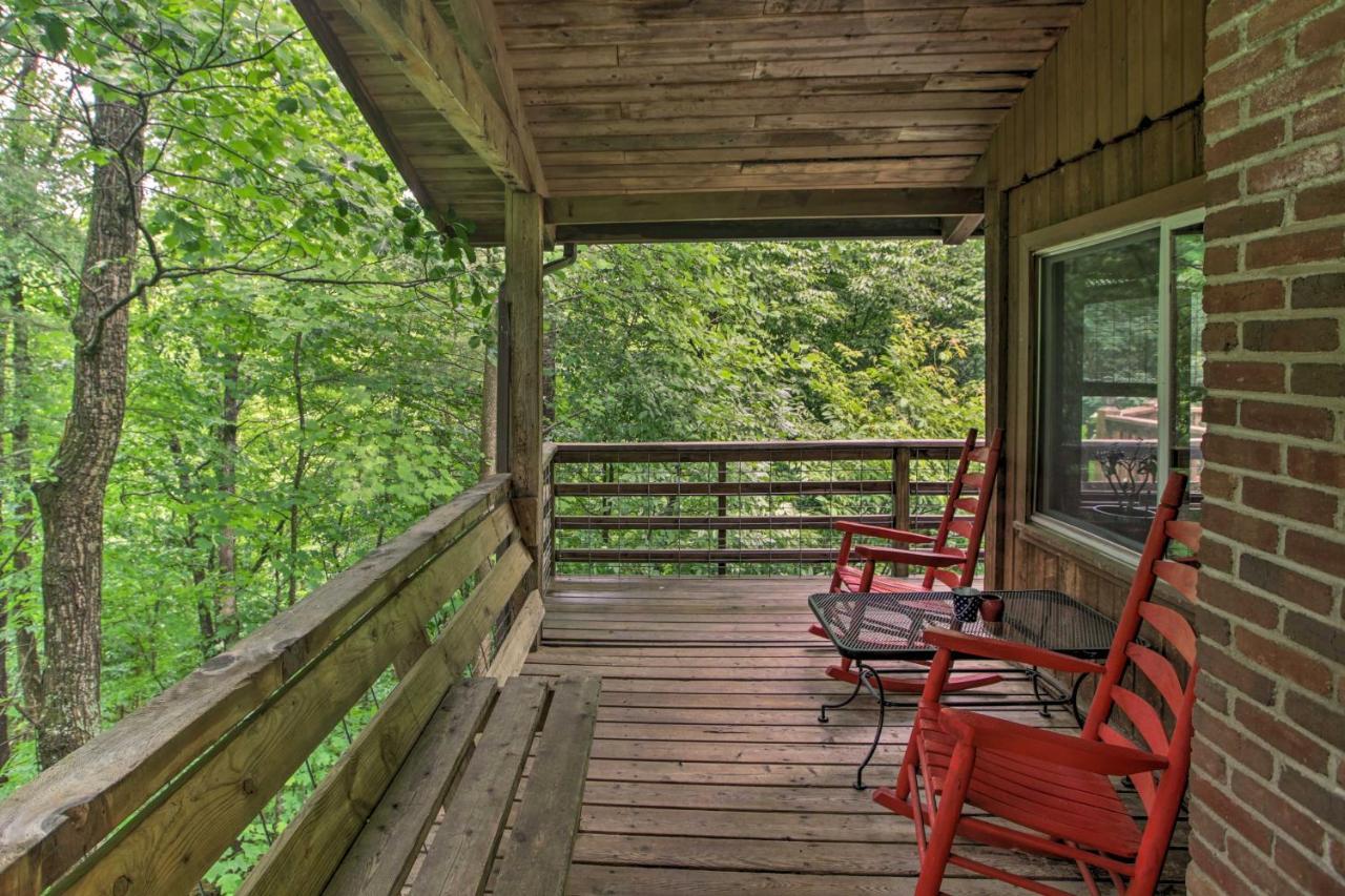 Secluded Stanardsville Cabin With 10 Acres And Hot Tub Exterior foto