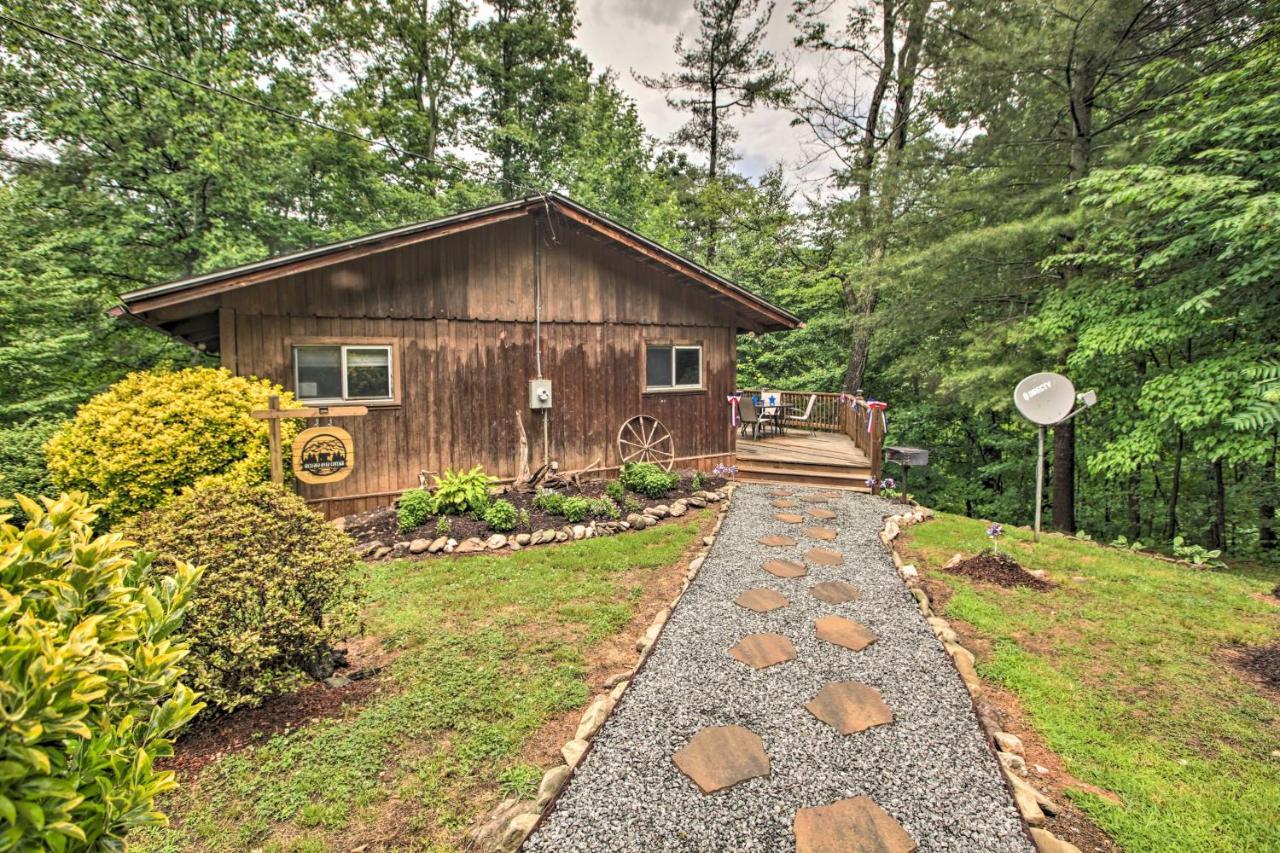 Secluded Stanardsville Cabin With 10 Acres And Hot Tub Exterior foto
