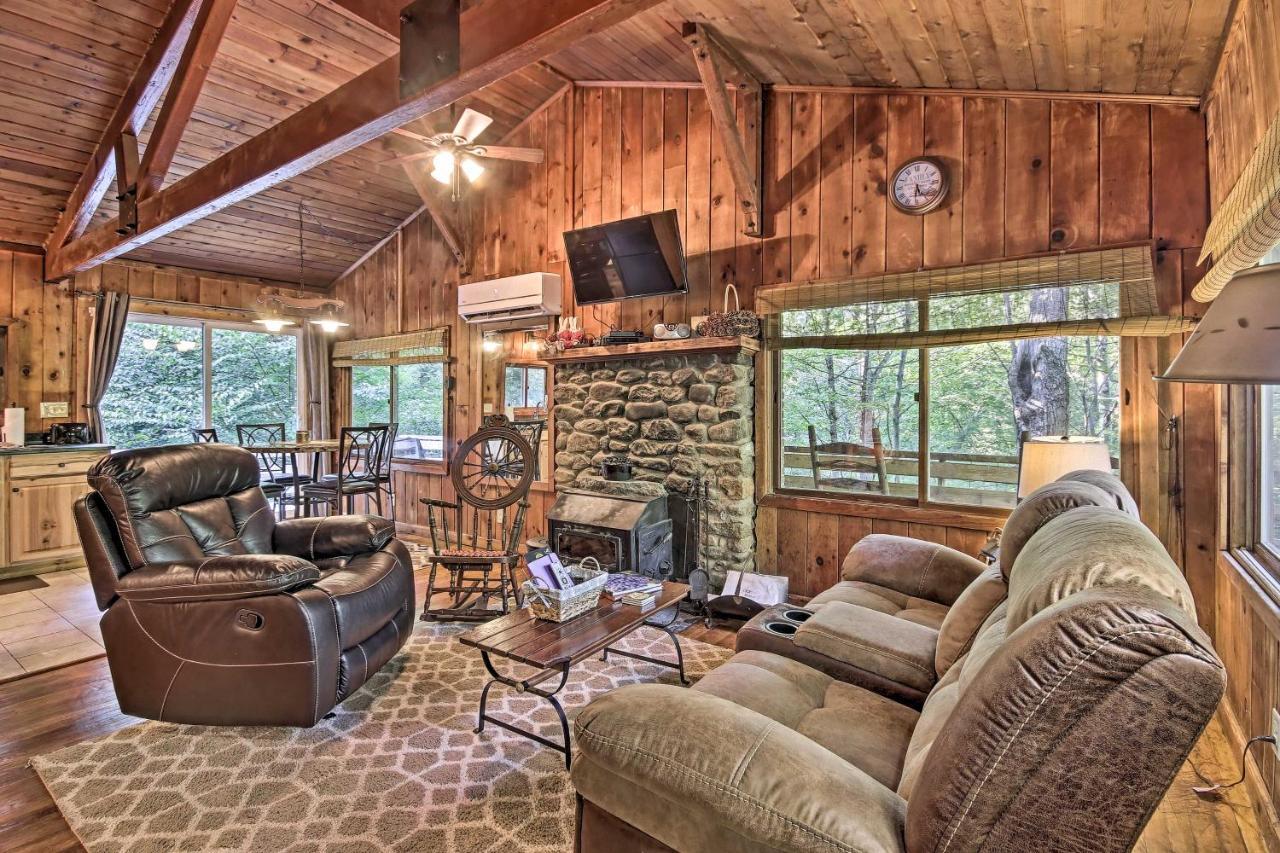Secluded Stanardsville Cabin With 10 Acres And Hot Tub Exterior foto